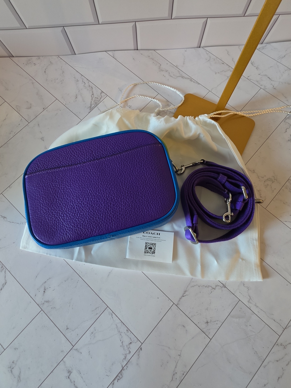 Coach Mini Jamie - Picture 5 of 5